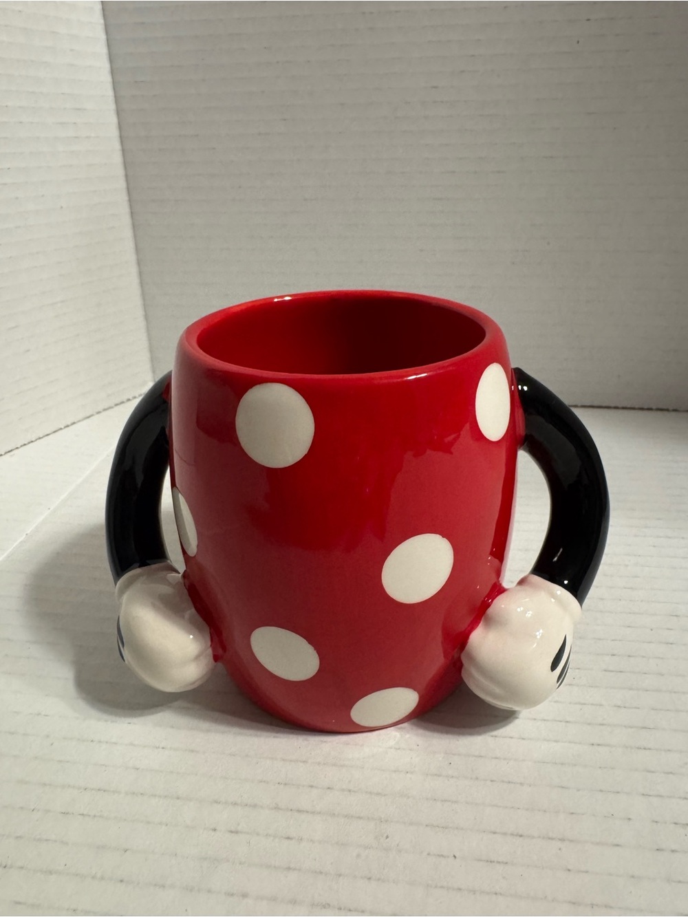 DISNEY Galerie MINNIE MOUSE Body Polka Dot Dress Arms Handles Coffee Tea Mug Cup